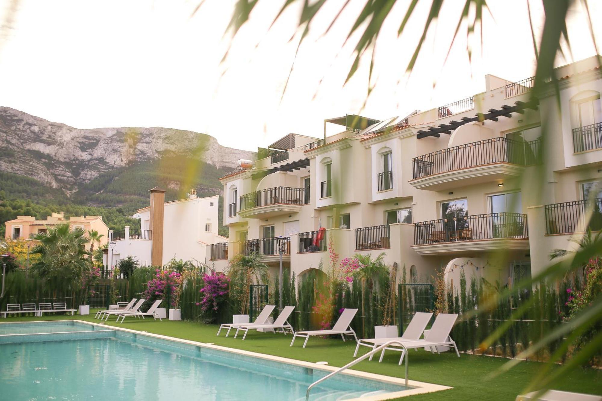 Modern Flat With Montgo View Apartment Denia Bagian luar foto