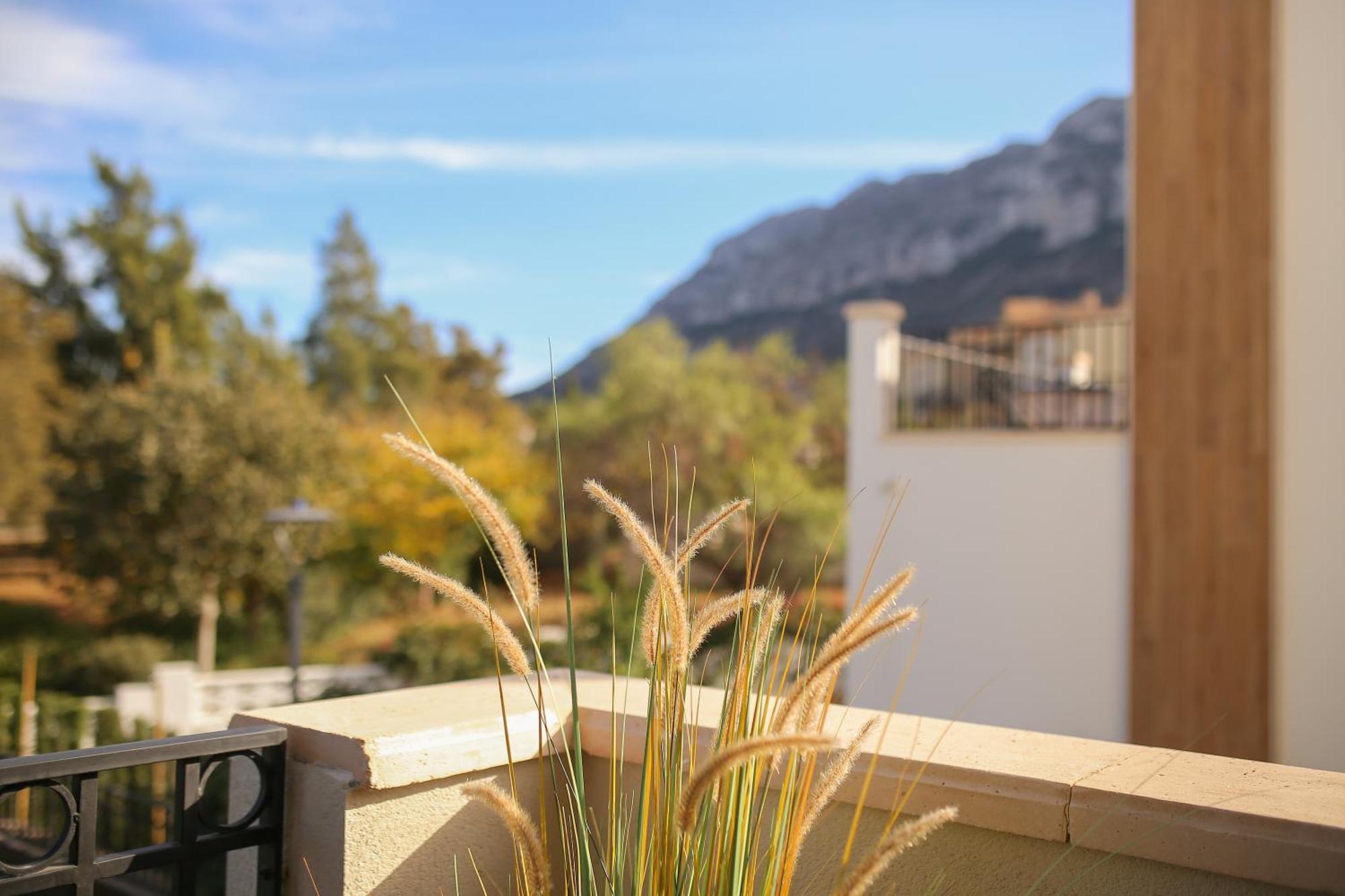 Modern Flat With Montgo View Apartment Denia Bagian luar foto