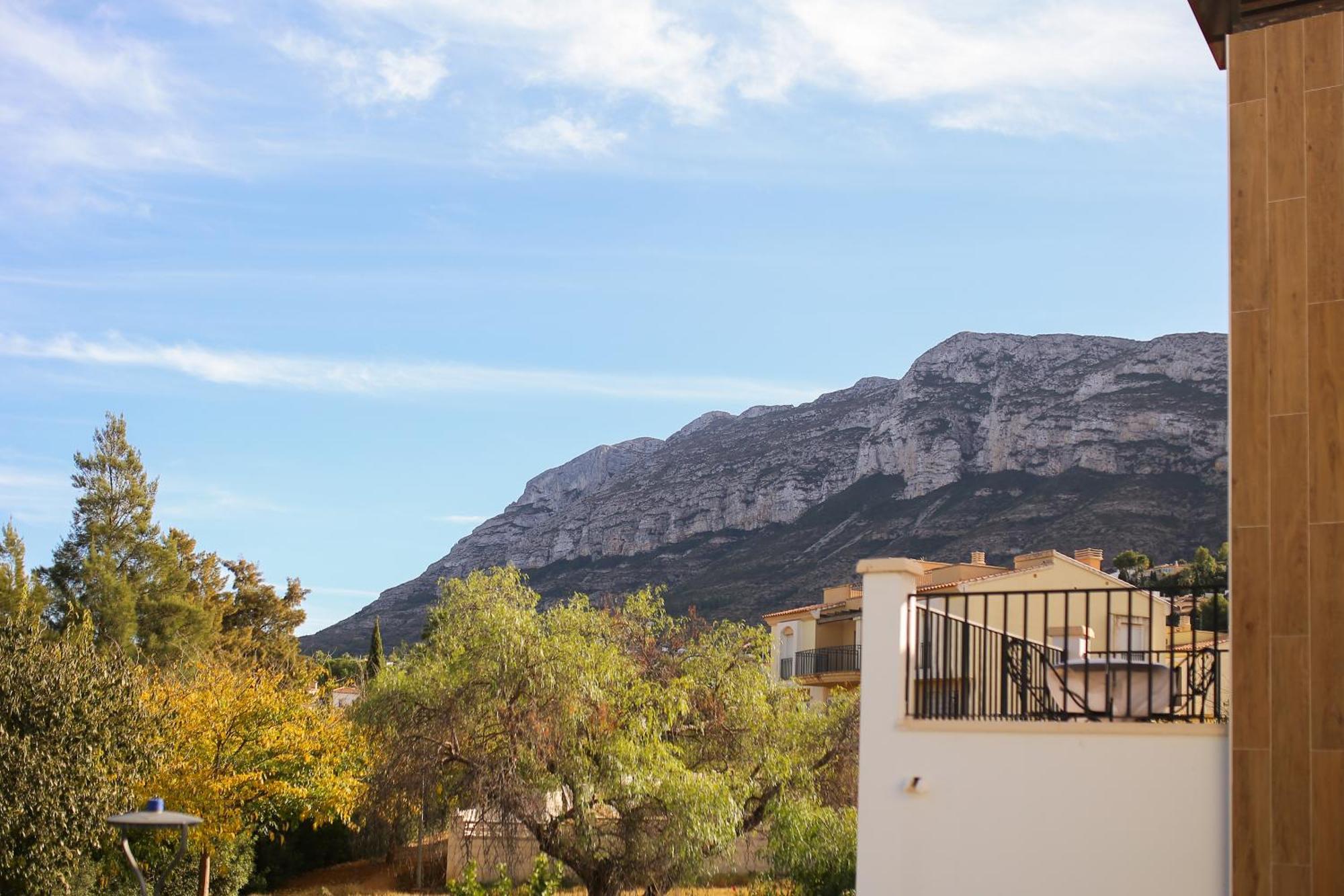 Modern Flat With Montgo View Apartment Denia Bagian luar foto
