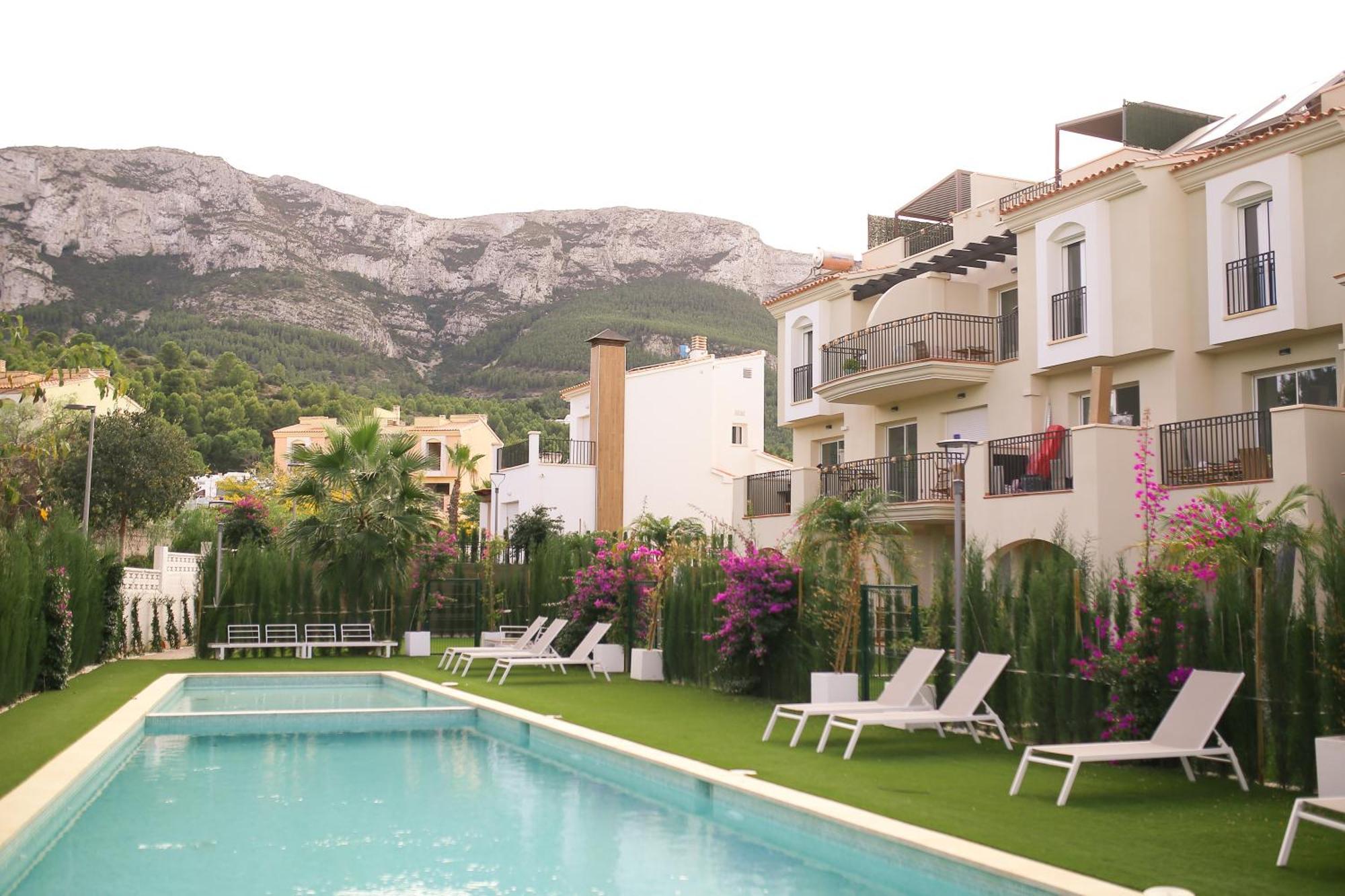 Modern Flat With Montgo View Apartment Denia Bagian luar foto