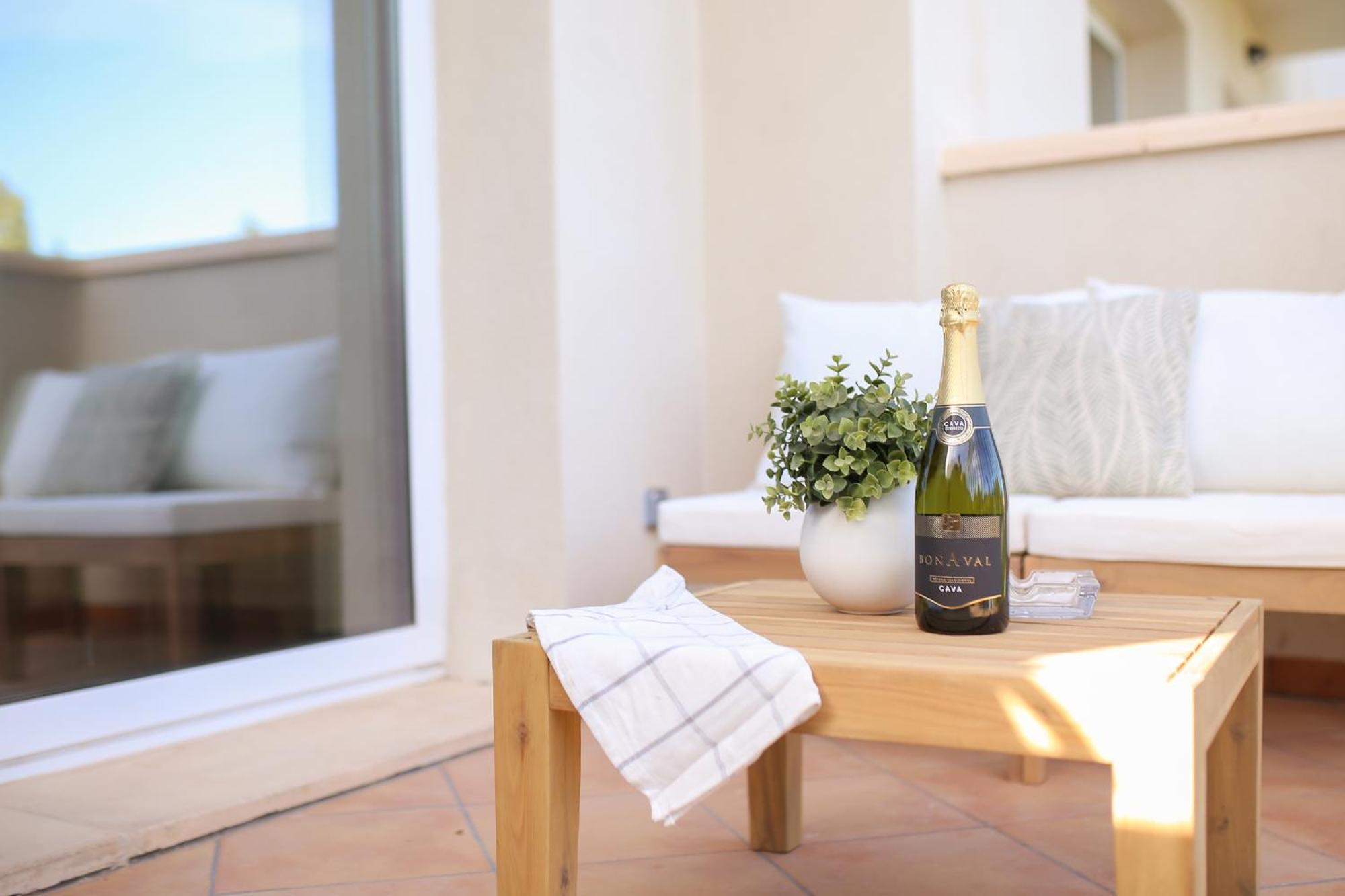 Modern Flat With Montgo View Apartment Denia Bagian luar foto